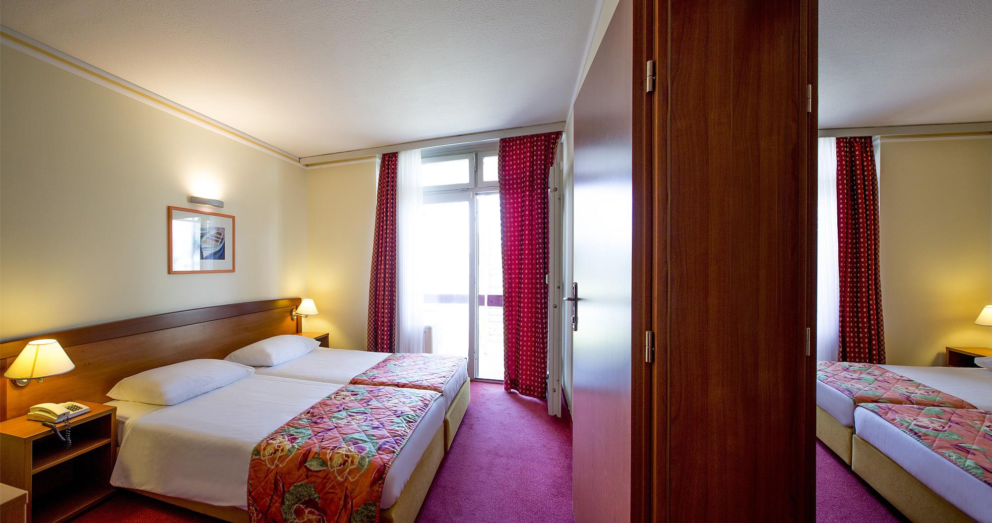 Amadria Park Beach Hotel Niko Sibenik Exterior photo
